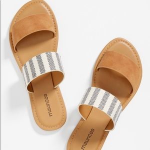 NWT Banded Slides